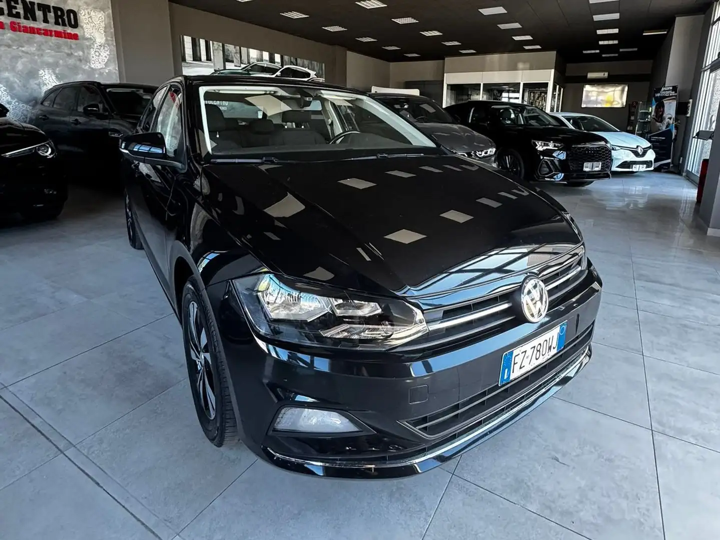 Volkswagen Polo POLO 1.0 TGI 90CV HIGHLINE MY2020 KM 55.000 Nero - 2