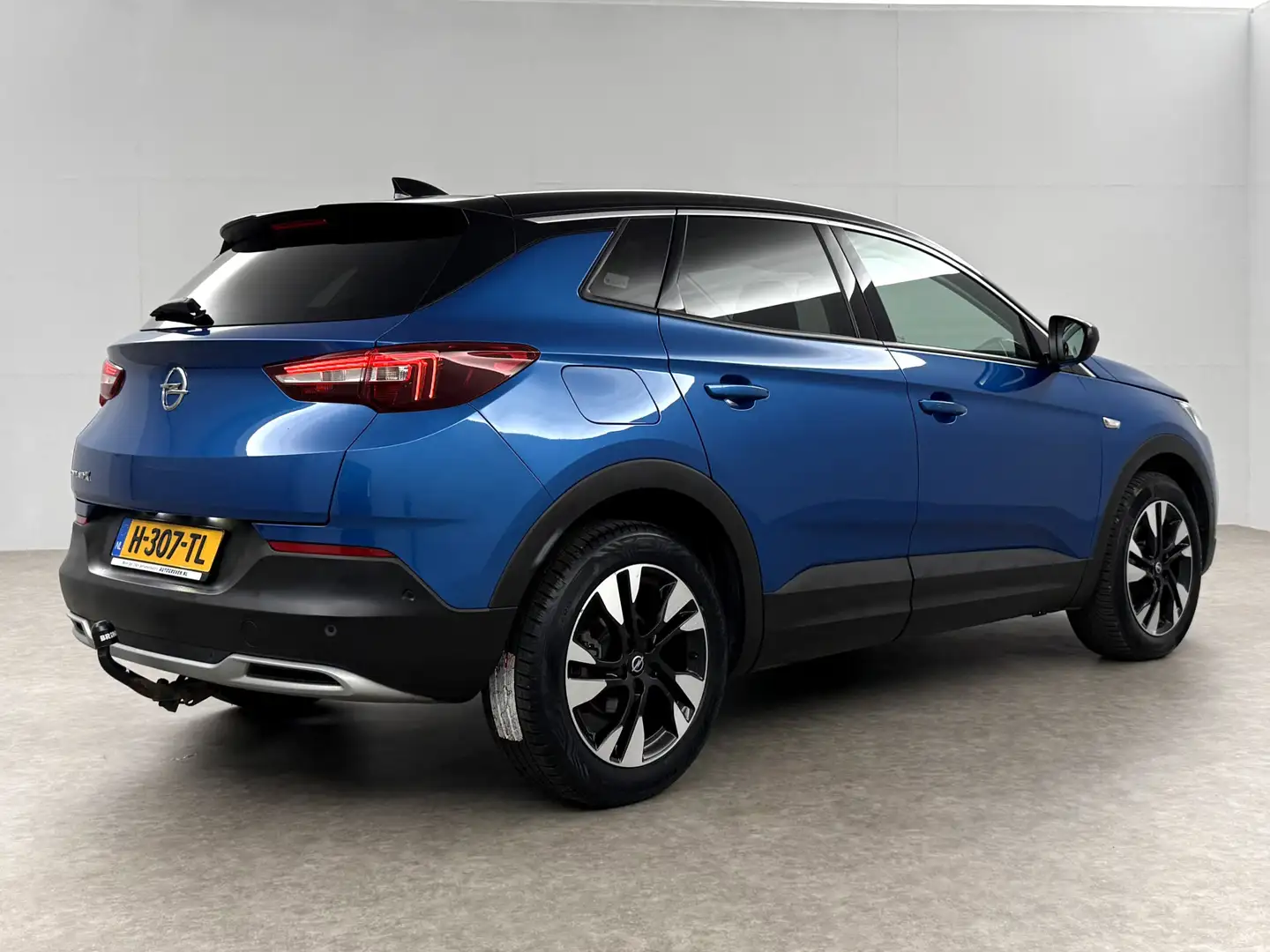 Opel Grandland X 1.2 Turbo Ultimate Pano LED Camera Carplay Trekhaa Bleu - 2