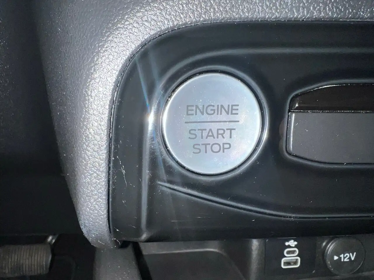 Ford Escape снимка Ford Escape