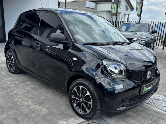 Smart Forfour main image