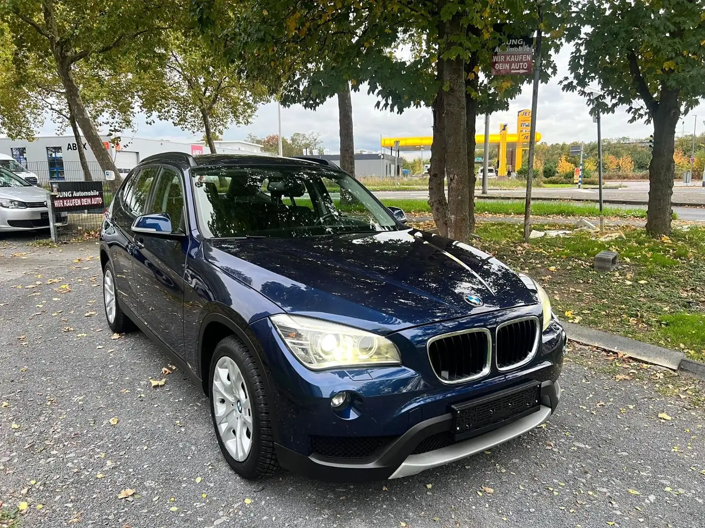 BMW X1 18 i sDrive. / Automatik/ 52.000 km / Euro6 Blau - 1