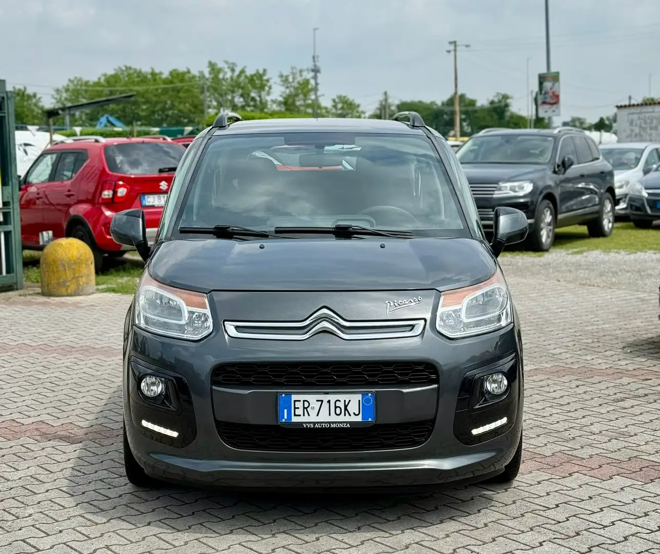 Citroen C3 Picasso 1.4 vti Seduction FL Gris - 2