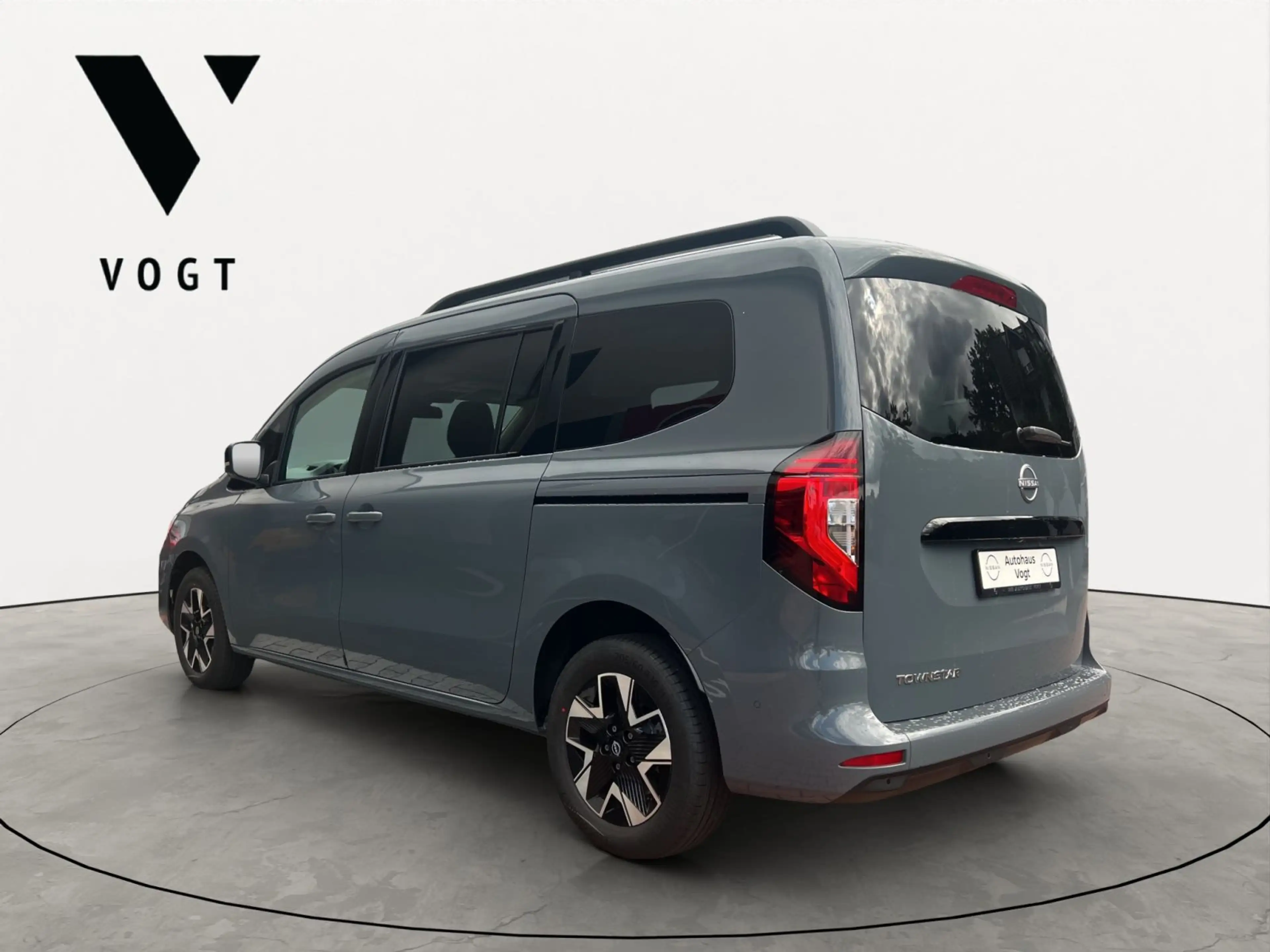 Nissan Townstar Kombi L2 Tekna°7-SITZER°NAVI°KAMERA°AUT — photo 4