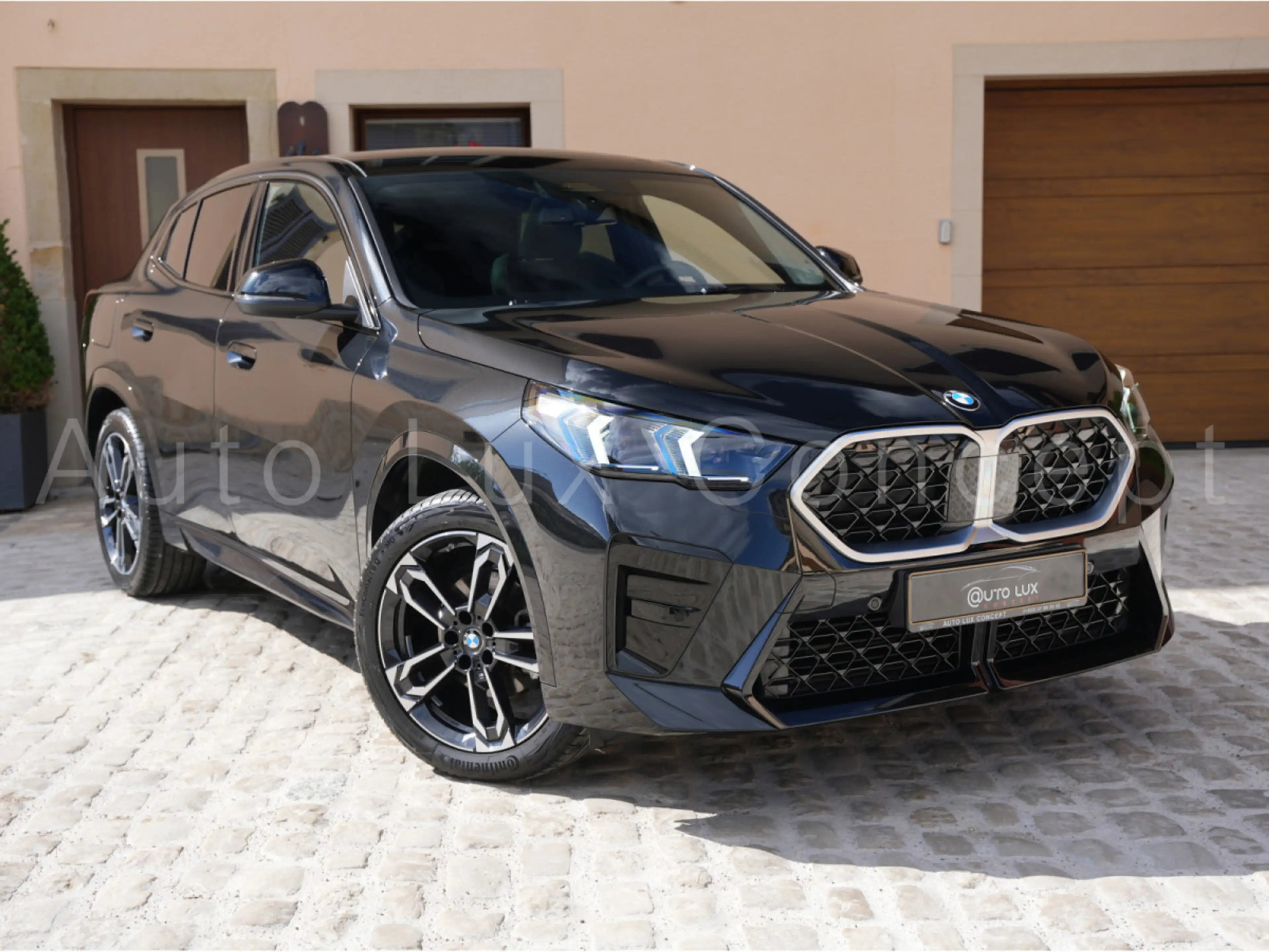BMW X2 sDrive20d M Sport/Pano/AHK/eSitze/360°/Harman — photo 2