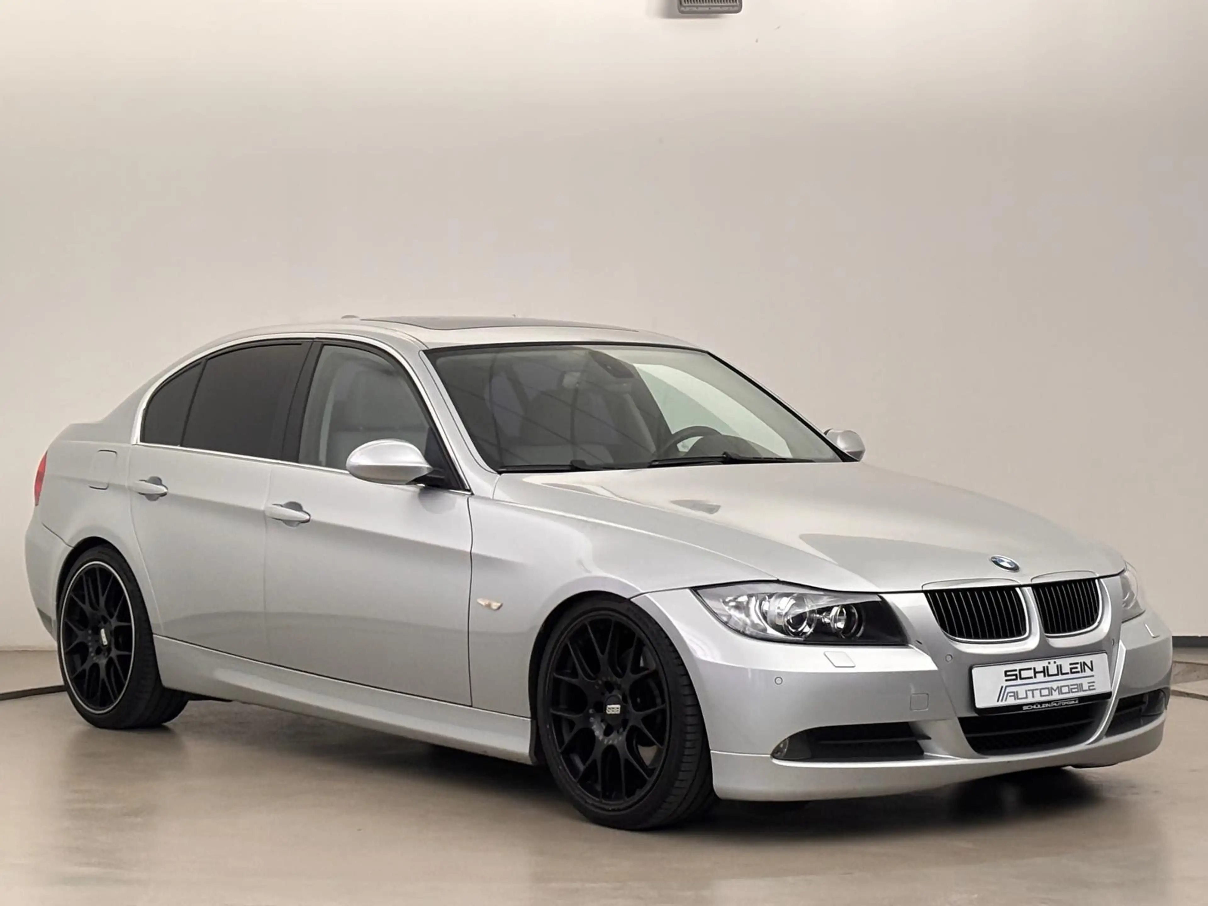 BMW 325 d *Klimaautomatik*Xenon*19 Zoll*PDC* — photo 4