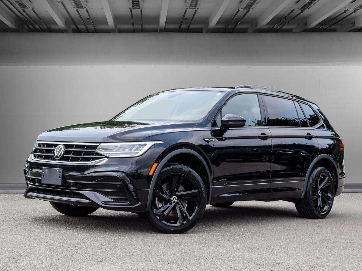 2023 Volkswagen Tiguan Comfortline R-Line Black Edition 4MOTION