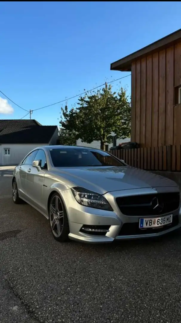 Mercedes-Benz CLS 500 - 2
