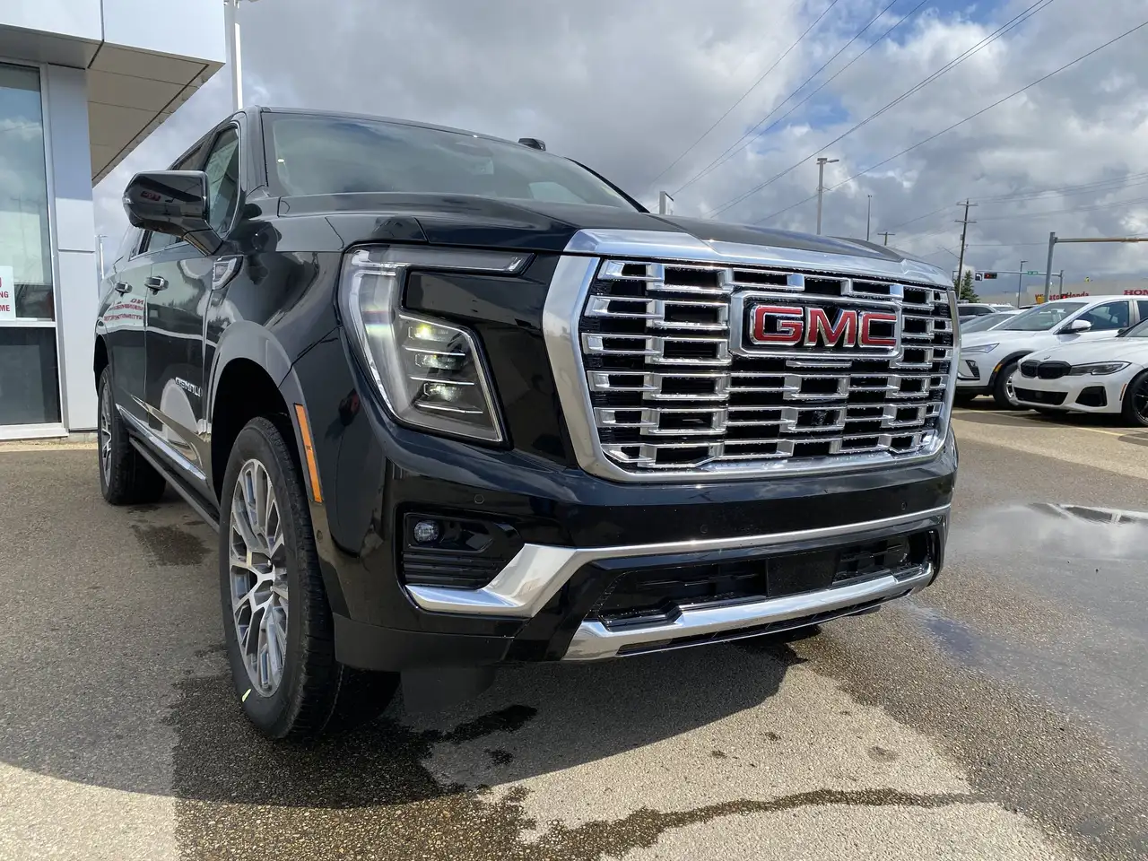 GMC Yukon photo GMC Yukon