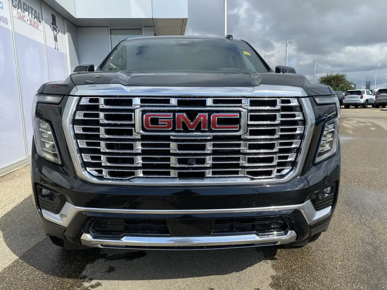 GMC Yukon photo GMC Yukon