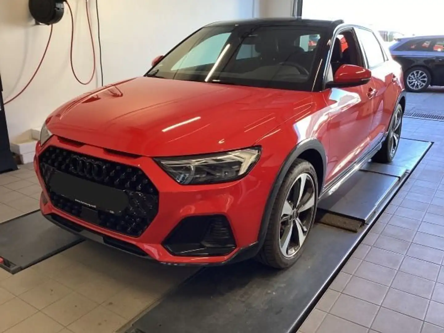 Audi A1 30 TFSI S tronic NAV/LEDER/ACC/LED Rot - 2
