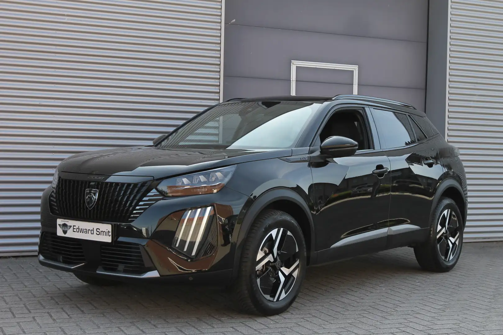 Peugeot 2008 1.2 PureTech 130 GT I Automaat I Carplay I Clima. Zwart - 1