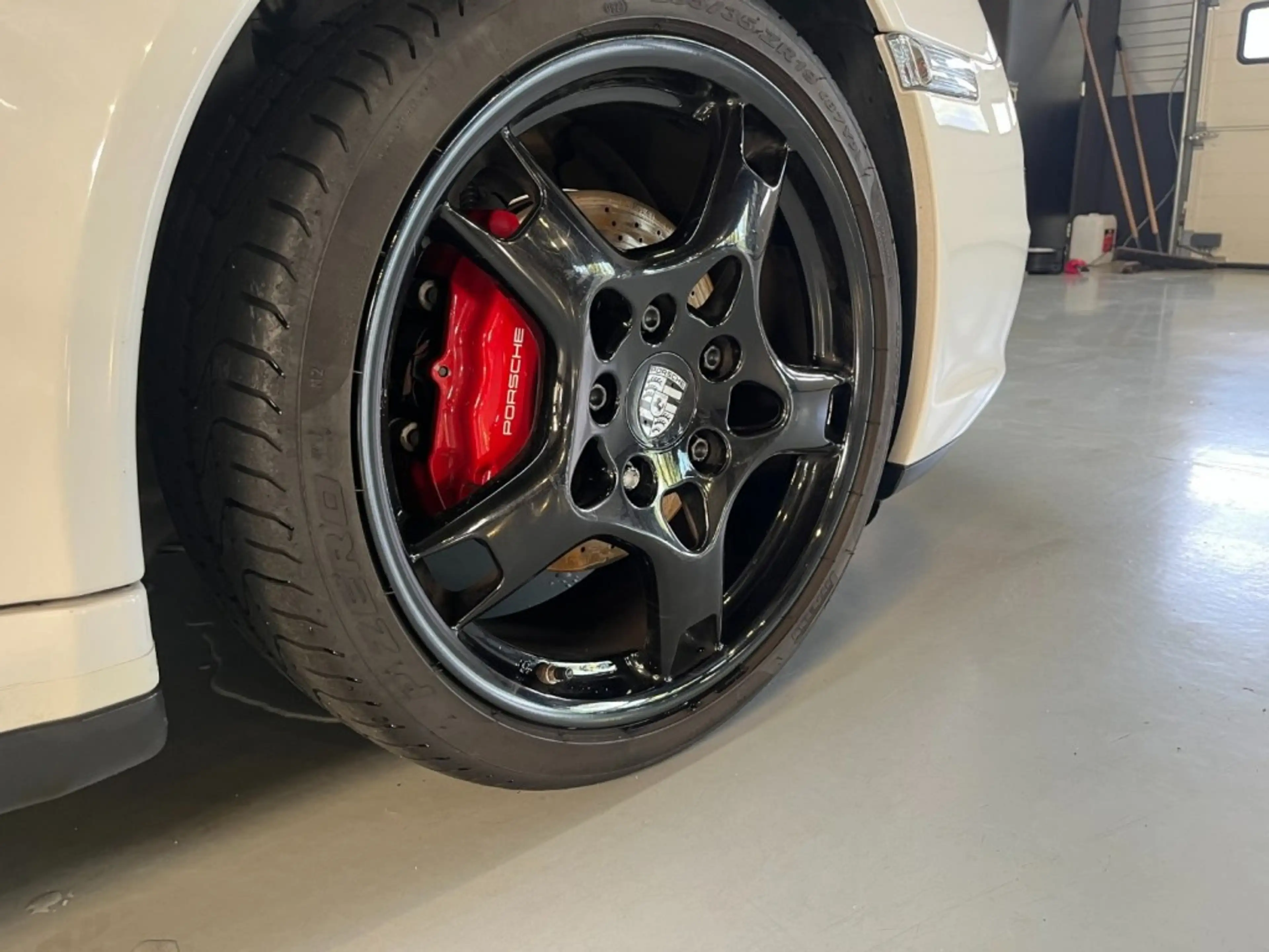 Porsche 997 Carrera 4 Cabriolet (997) â Timeless Elegance — photo 35