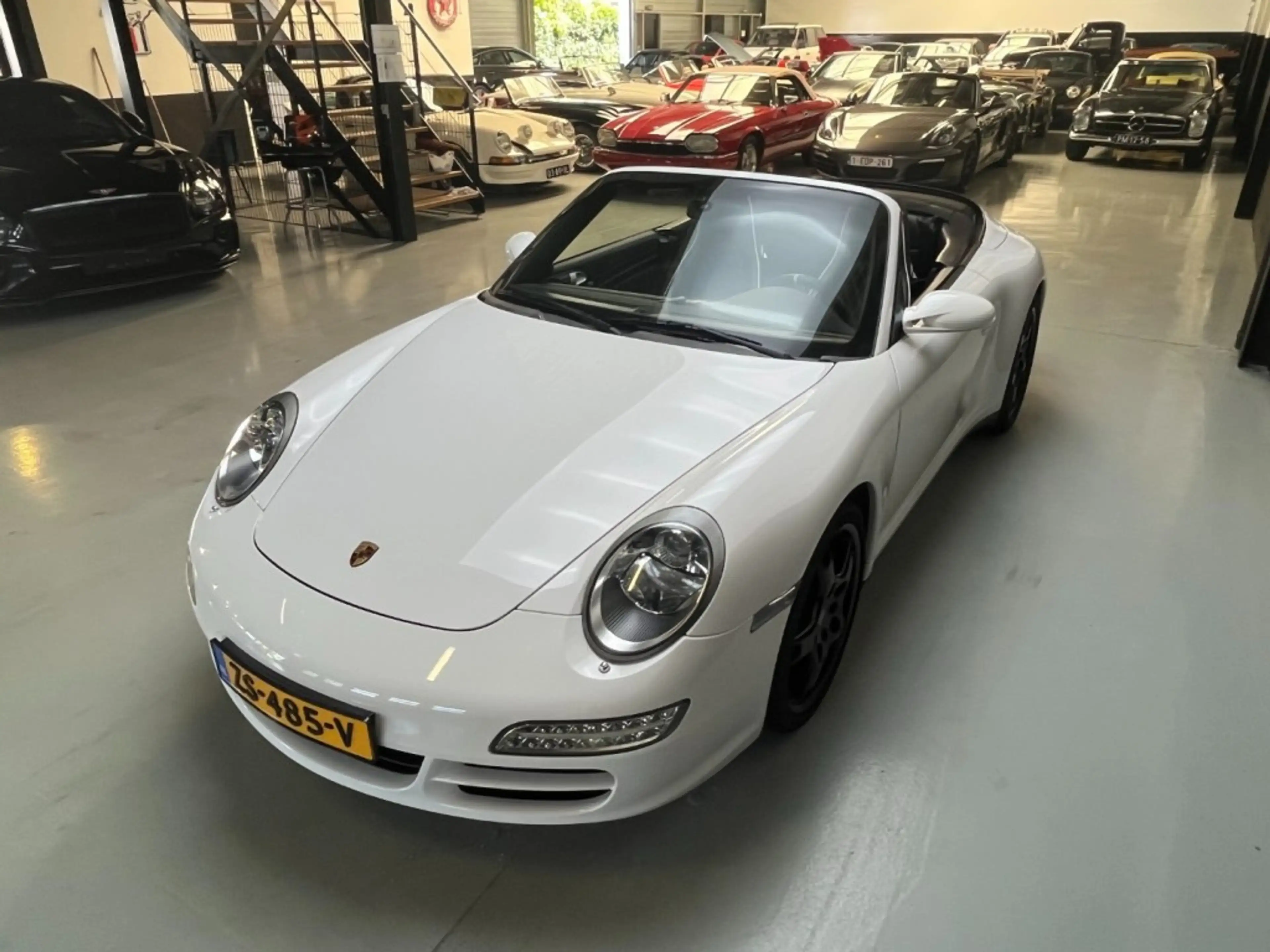 Porsche 997 Carrera 4 Cabriolet (997) â Timeless Elegance — photo 50