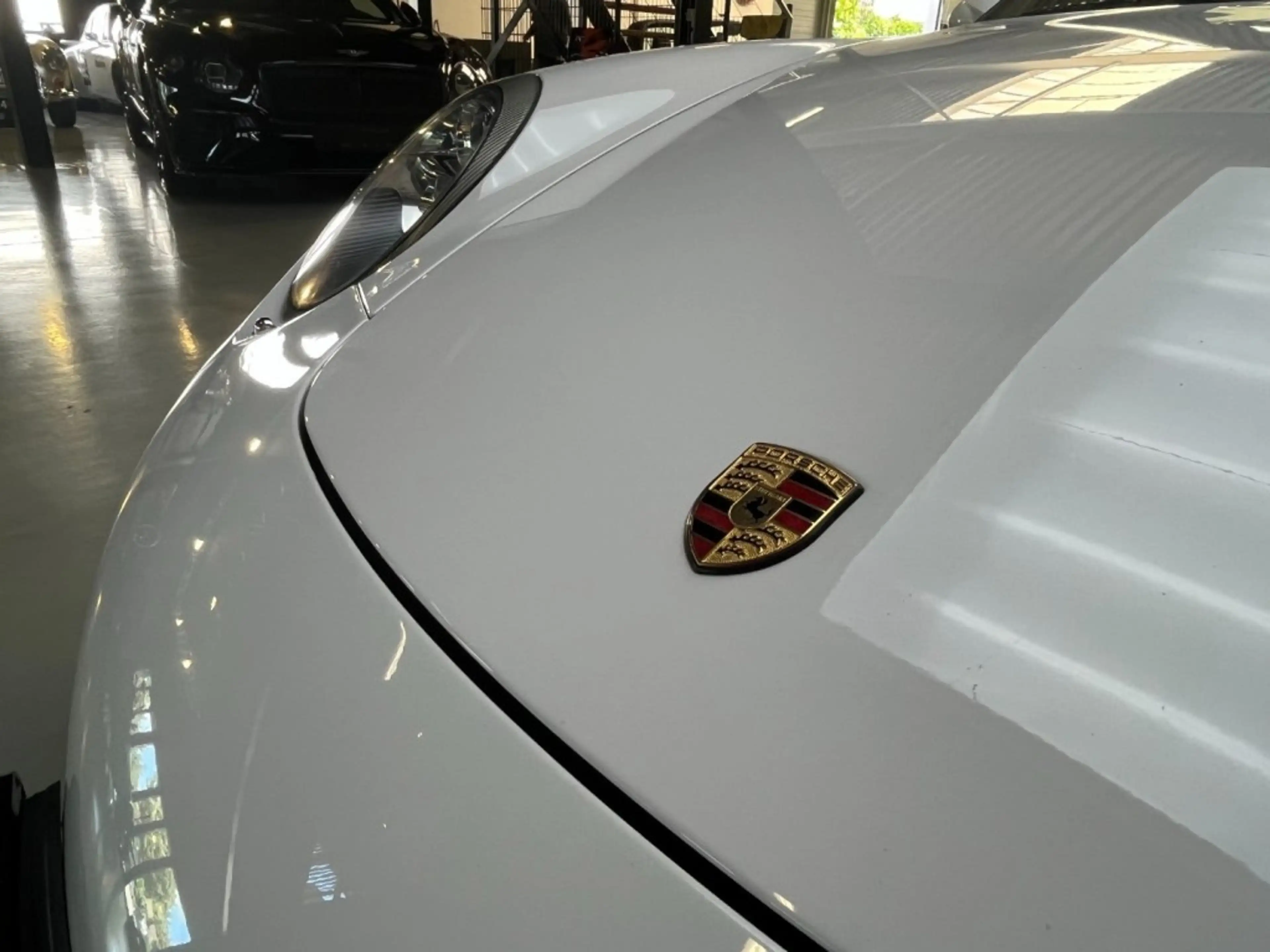 Porsche 997 Carrera 4 Cabriolet (997) â Timeless Elegance — photo 16