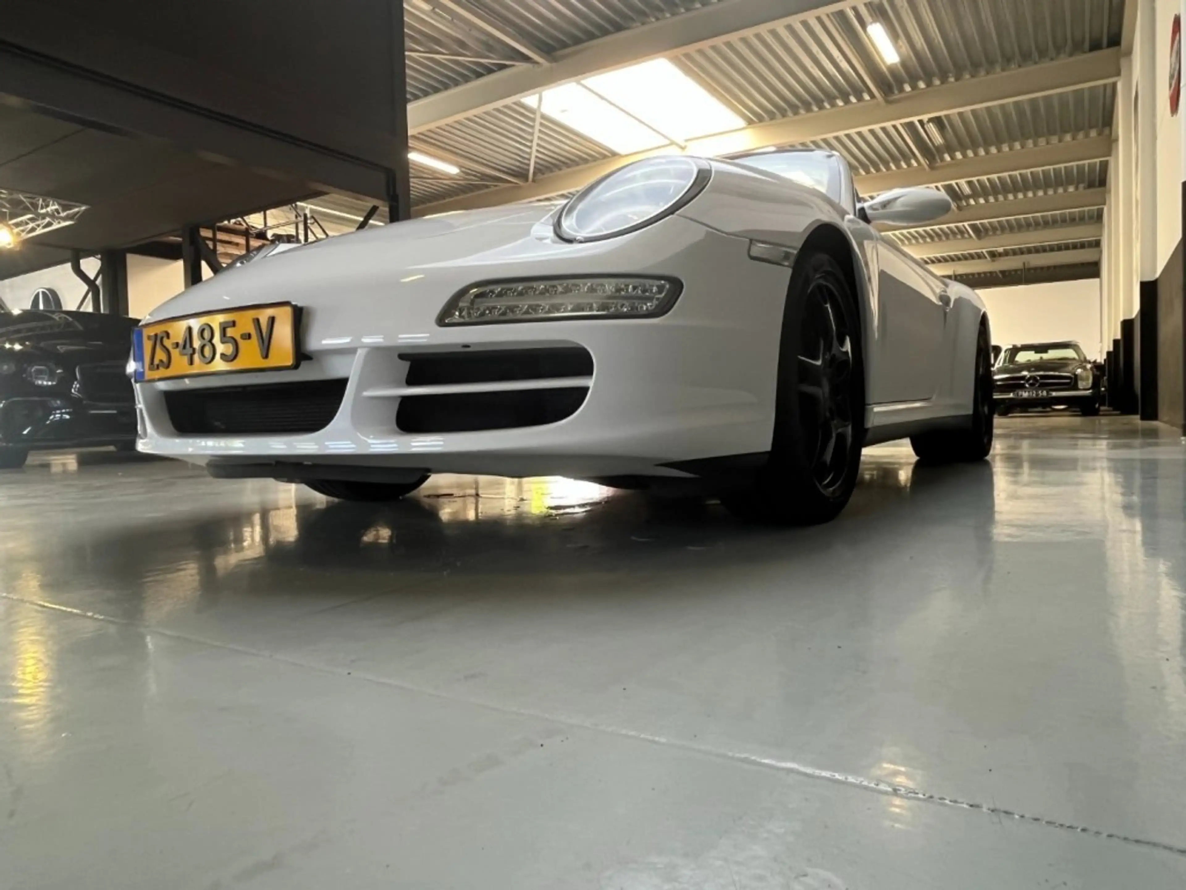 Porsche 997 Carrera 4 Cabriolet (997) â Timeless Elegance — photo 48