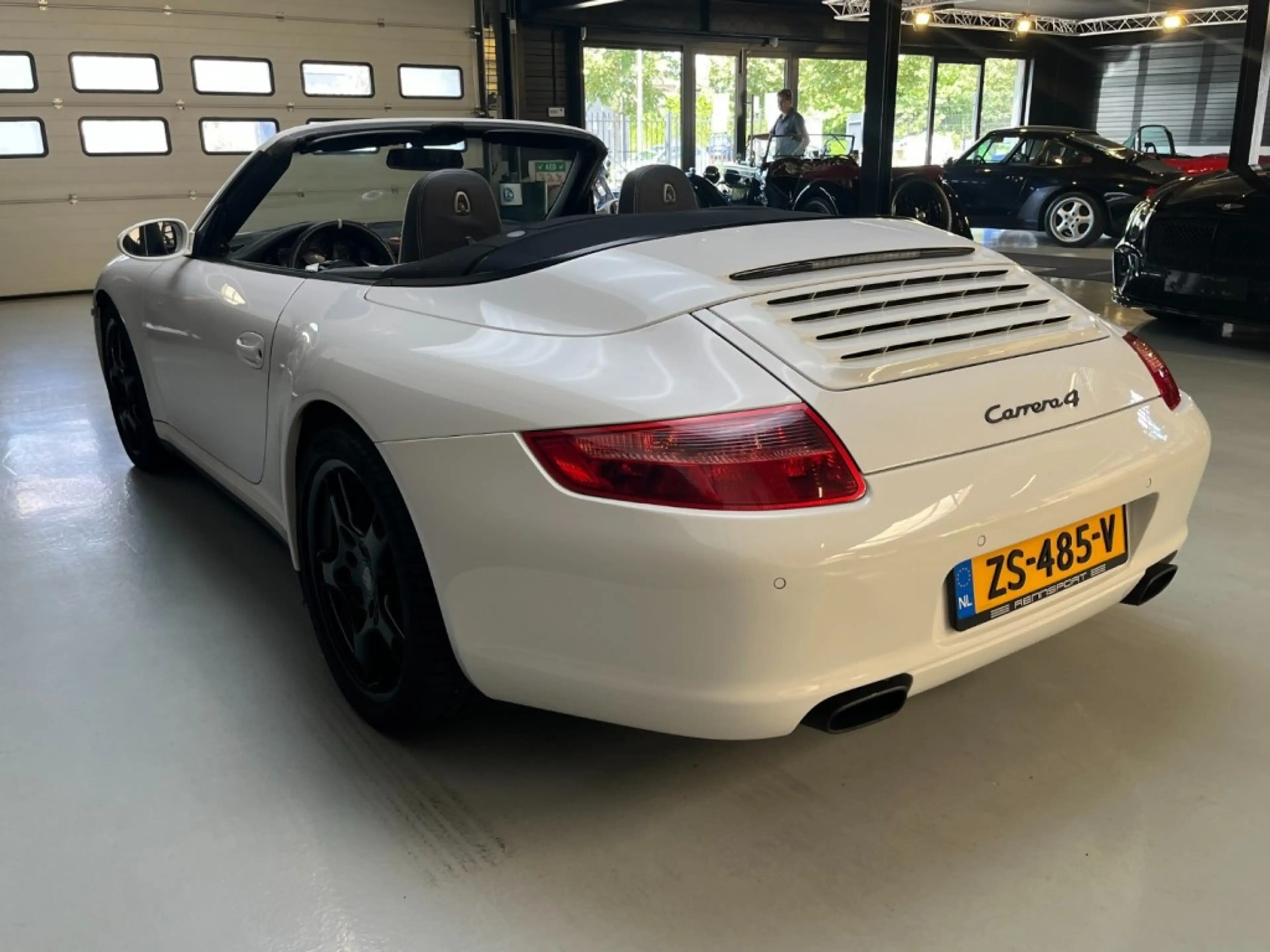 Porsche 997 Carrera 4 Cabriolet (997) â Timeless Elegance — photo 43