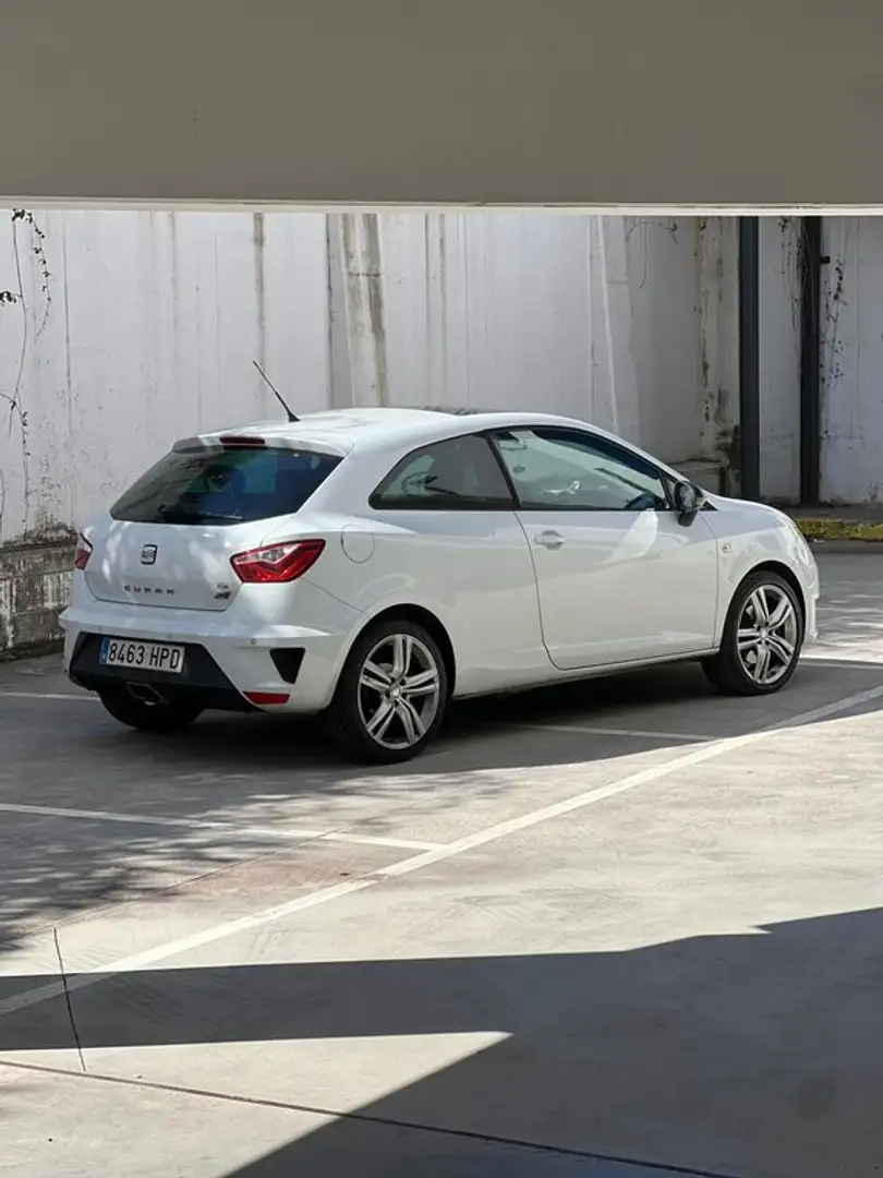 SEAT Ibiza SC 1.4 TSI 180cv Cupra DSG Blanc - 2