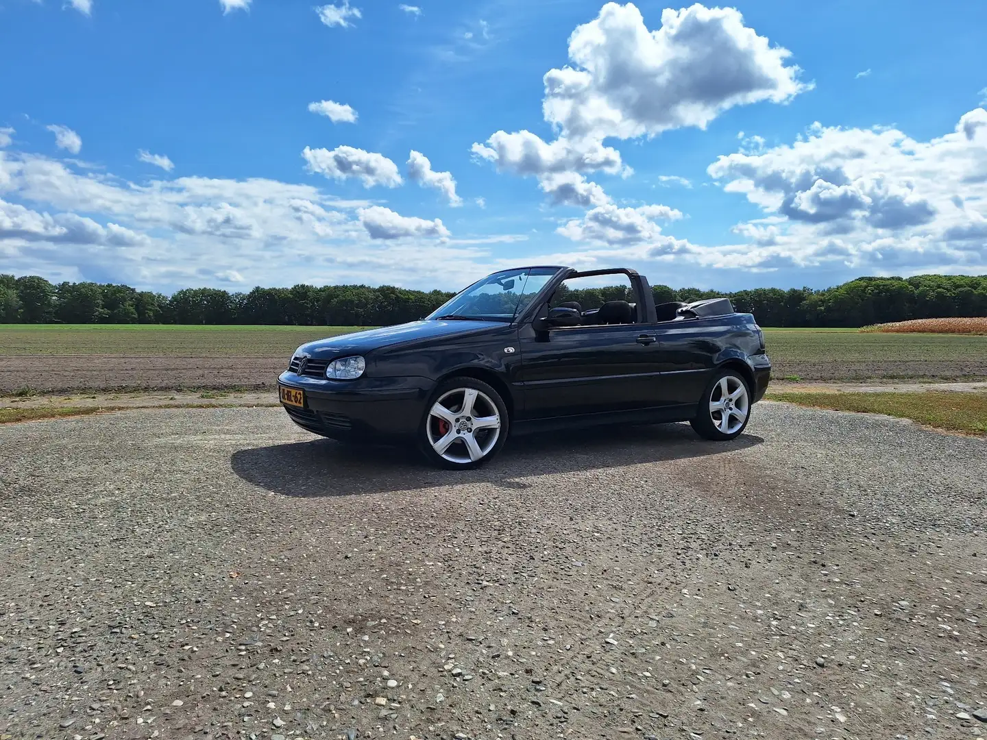 Volkswagen Golf Cabriolet 1.8 Highline Negro - 1