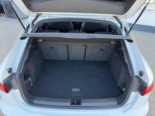 Audi A3 view 22