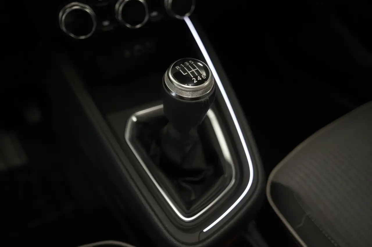 Renault Clio V 2023 1.0 tce Techno 90cv, миниатюра 16