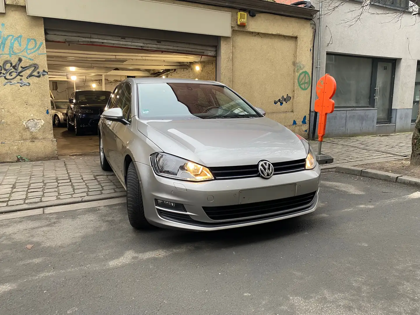 Volkswagen Golf 1.2 TSI Trendline DSG Gris - 1