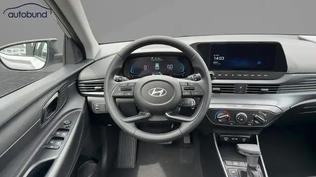 Hyundai i20 view 9