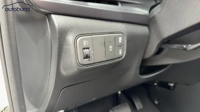 Hyundai i20 view 12