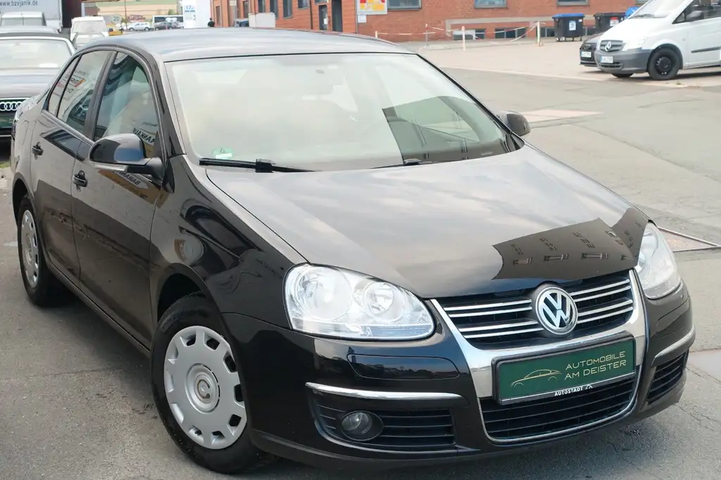 Volkswagen Jetta 2009 из Европы — купить под ключ