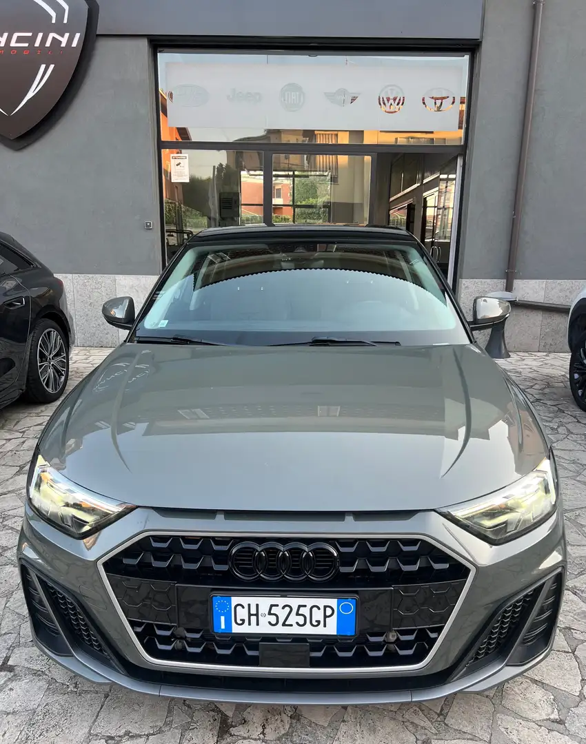 Audi A1 A1 Sportback 30 1.0 tfsi SLine Edition 110cv Grigio - 2
