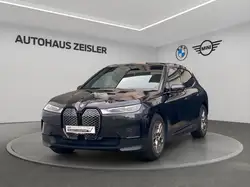 Bmw iX xDrive40 PanoDach 360°Kamera HarmanKardon