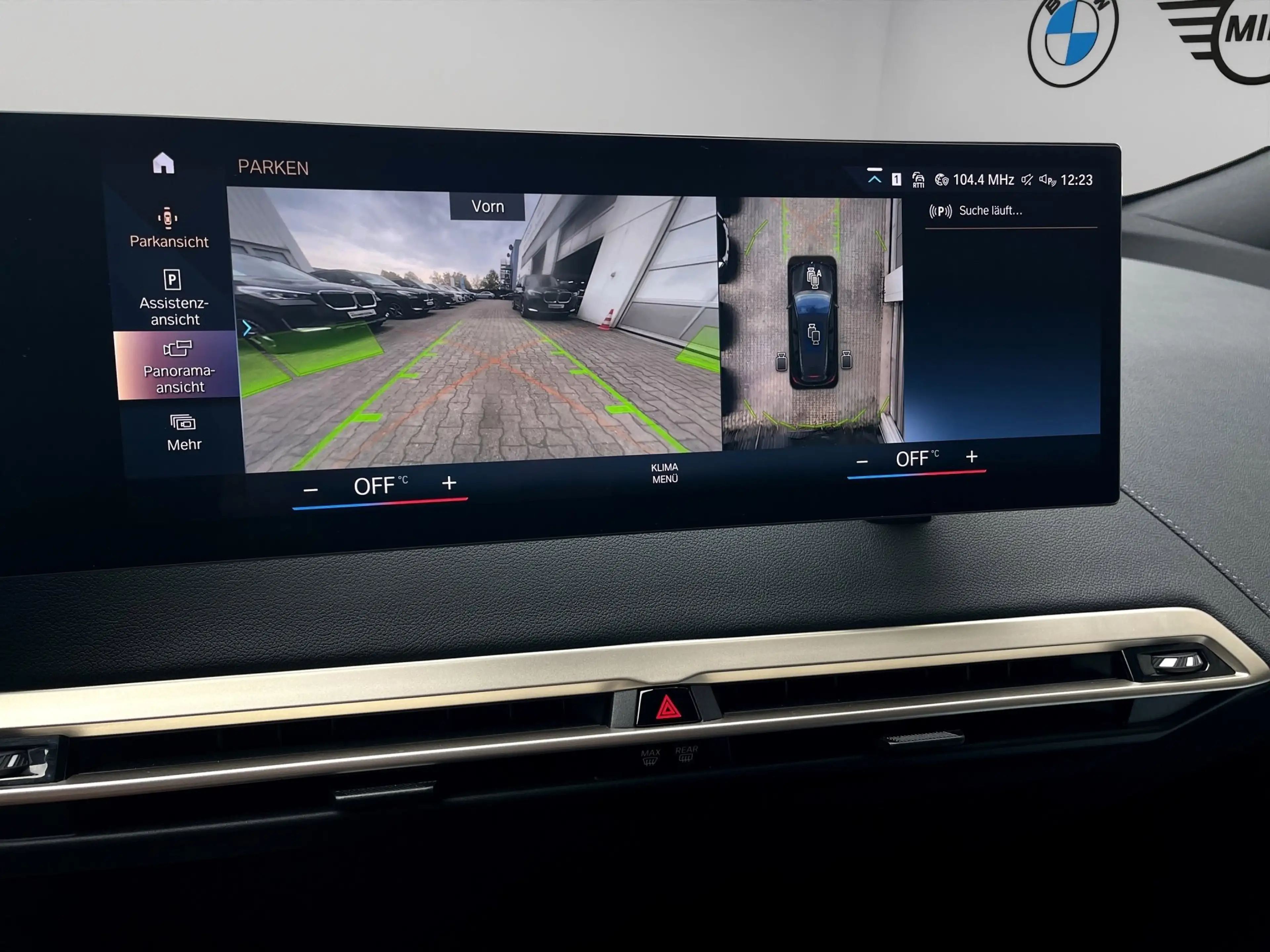 BMW iX xDrive40 PanoDach 360°Kamera HarmanKardon — photo 8
