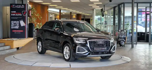 Audi Q2 view 3