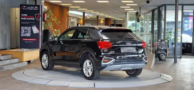 Audi Q2 view 6