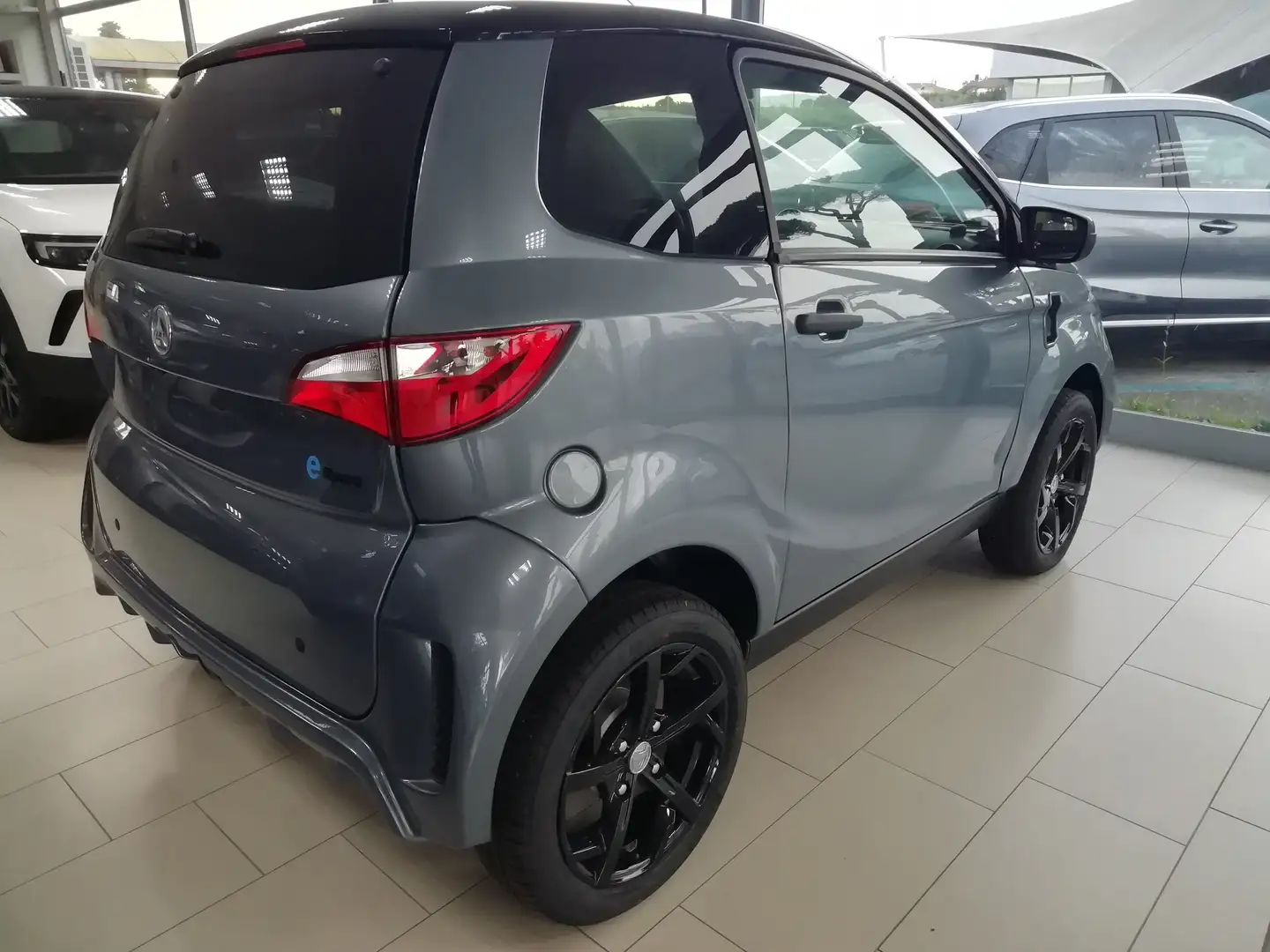 Aixam City e-CITY SPORT ELETTRICA Grigio - 2