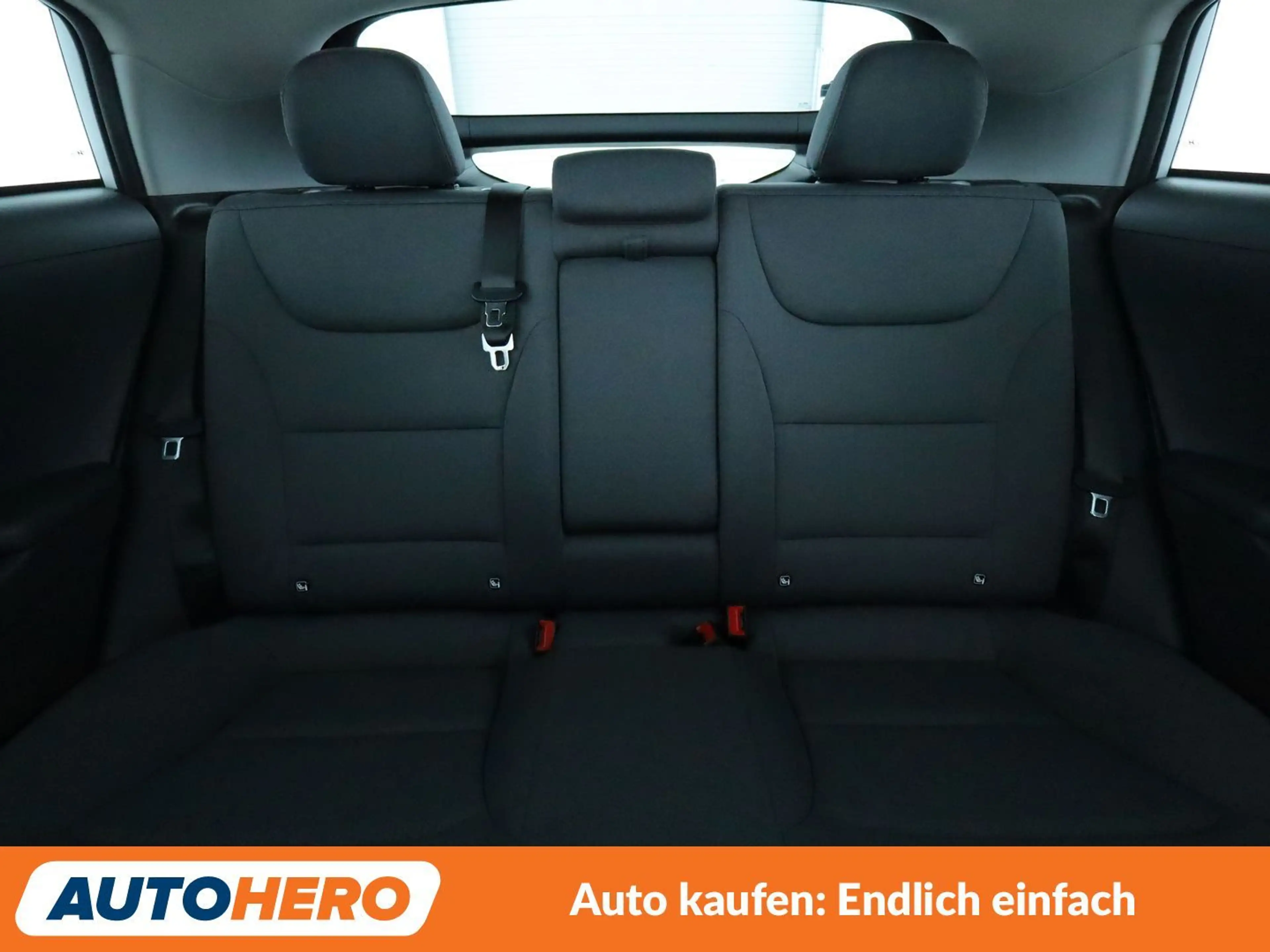 Hyundai IONIQ 1.6 Hybrid *TEMPO*PDC*CAM* — photo 15
