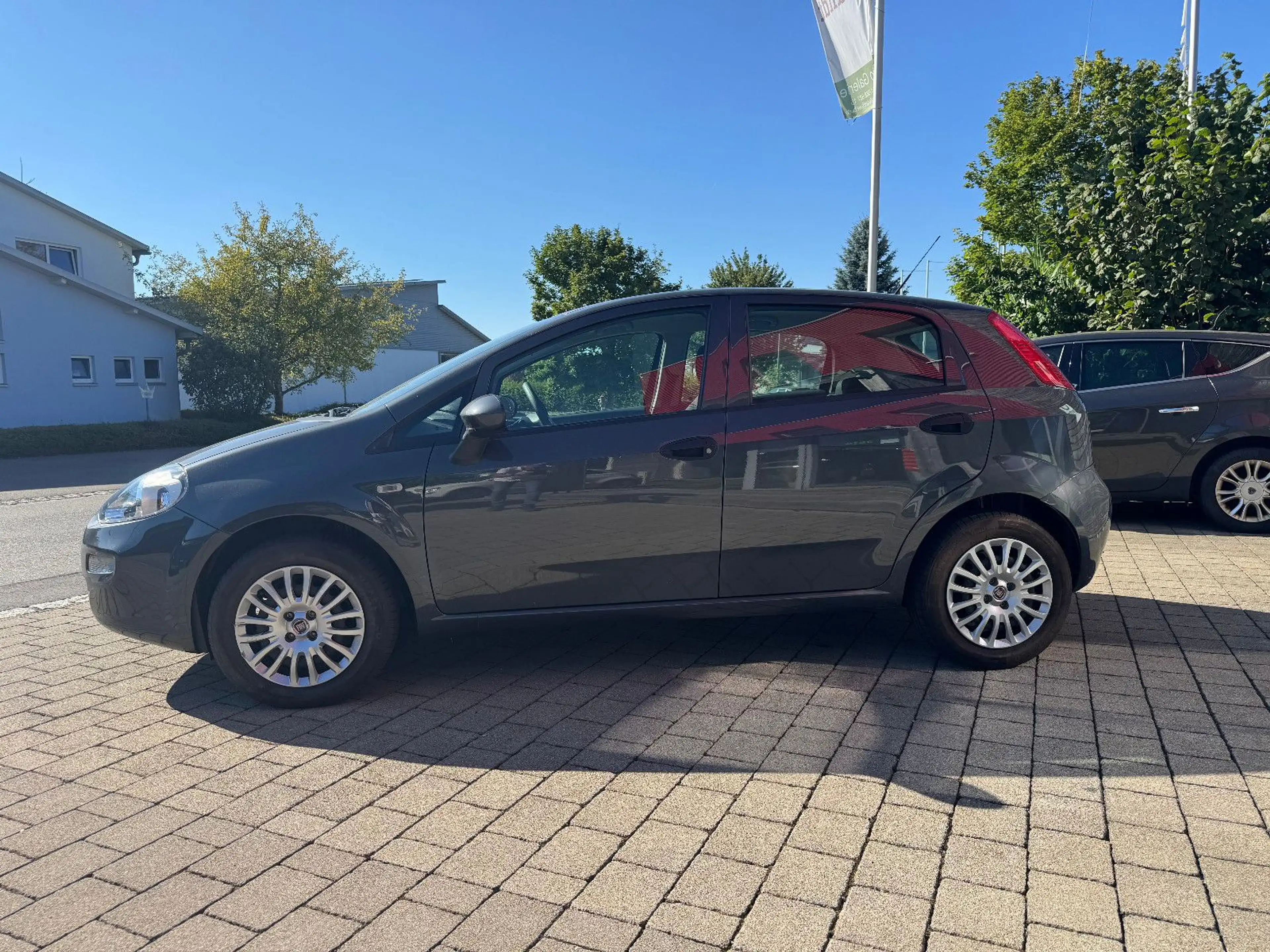 Fiat Punto MYSTYLE Klima — photo 6
