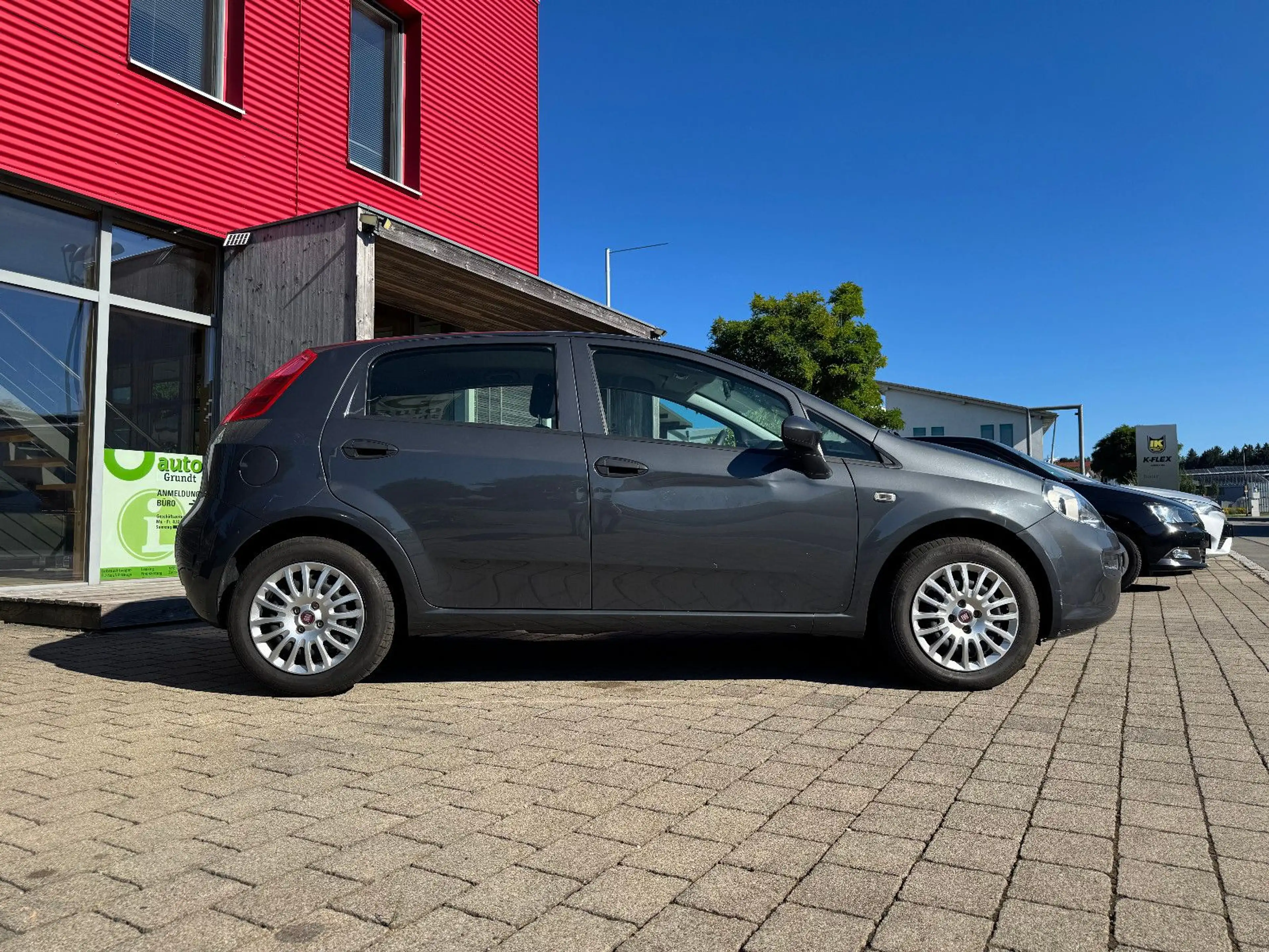 Fiat Punto MYSTYLE Klima — photo 7