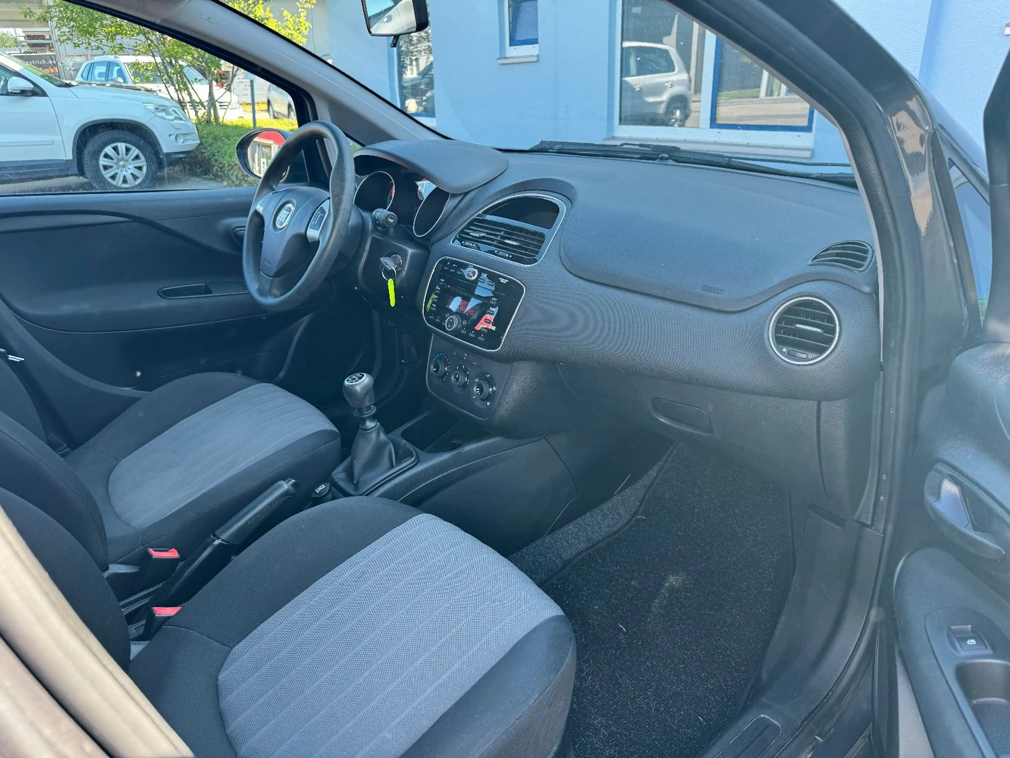 Fiat Punto MYSTYLE Klima — photo 10