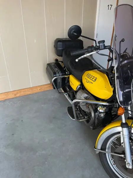Moto Guzzi California - foto 2