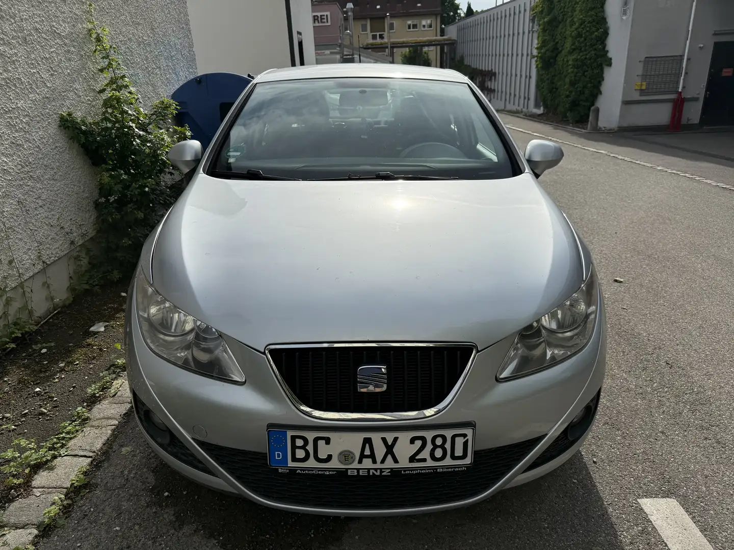 SEAT Ibiza Stylance / Style Grau - 2