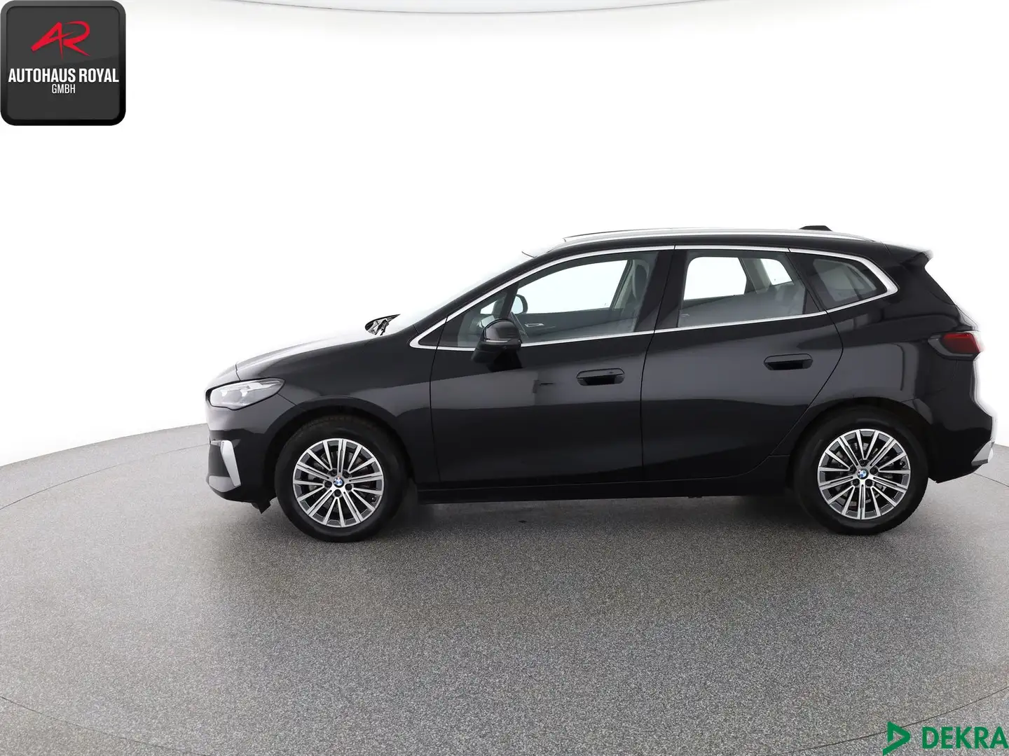 BMW Active Hybrid 7 220 Active Tourer i KEYLESS,H/K,360GRAD,HUD,PANO Schwarz - 2