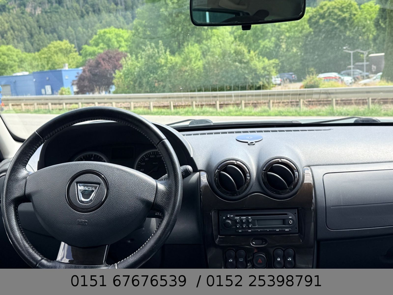 Dacia Duster I Prestige 4x4 TÜV AHK Klimaanlage — photo 7