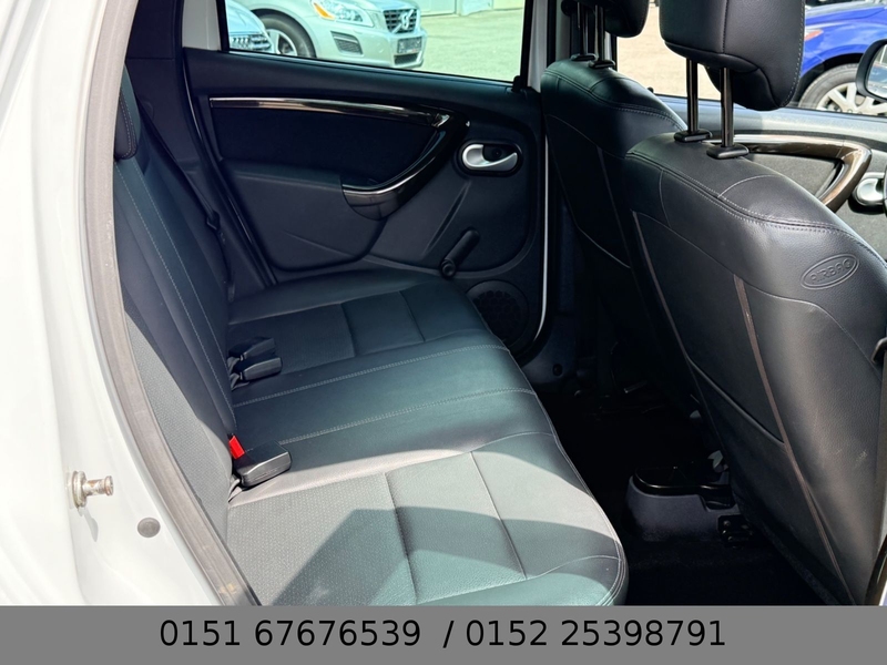 Dacia Duster I Prestige 4x4 TÜV AHK Klimaanlage — photo 8
