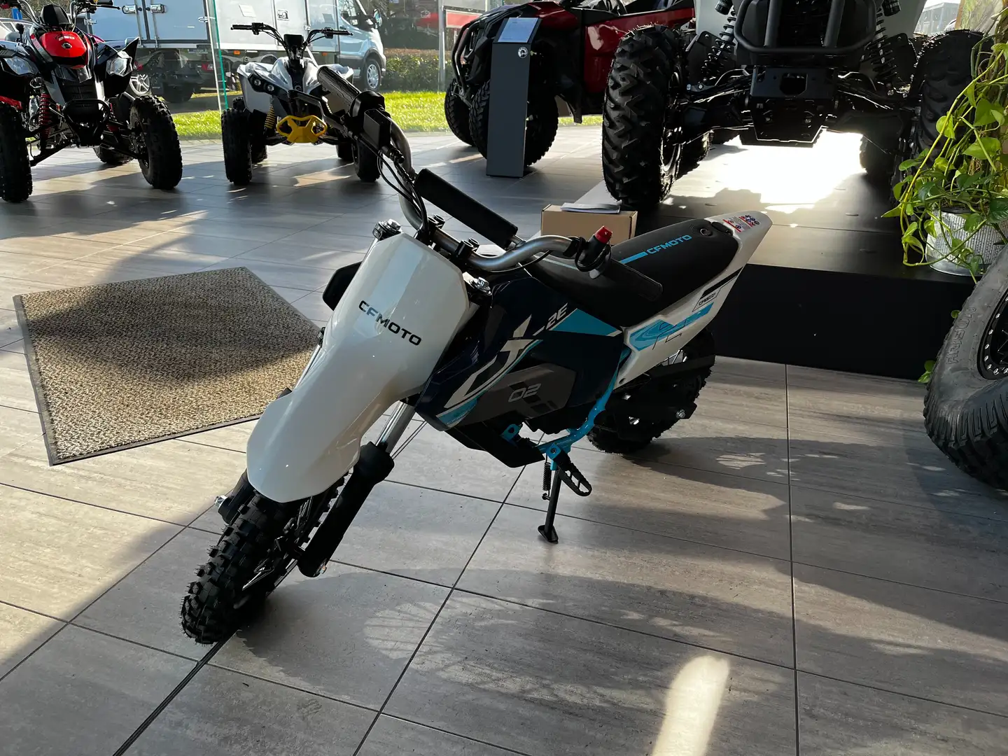 CFMOTO CX-2E // elektrische kindermoto vanaf 4 jaar Weiß - 2