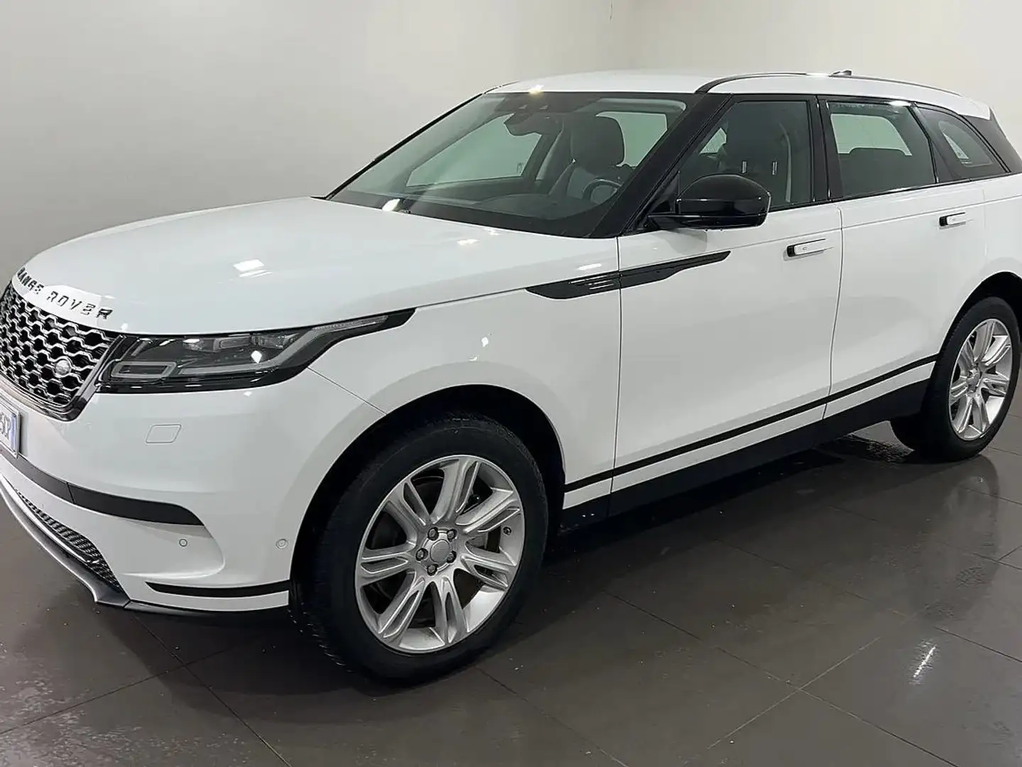 Land Rover Range Rover Velar Range Rover Velar 2017 3.0d V6 R-Dynamic SE 275cv Bianco - 1