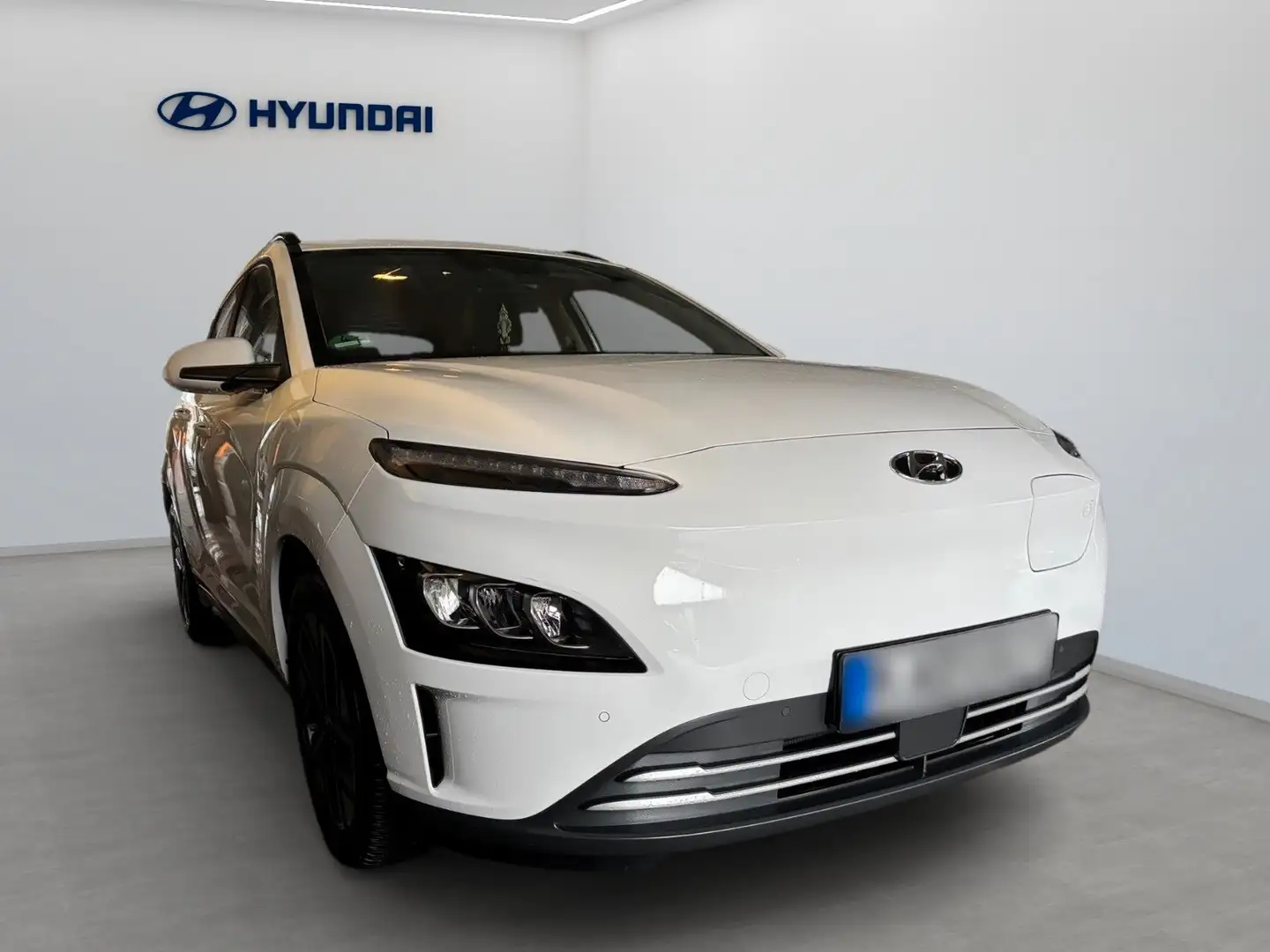 Hyundai KONA Elektro Trend+NAVI+Assistenzpaket Blanc - 2