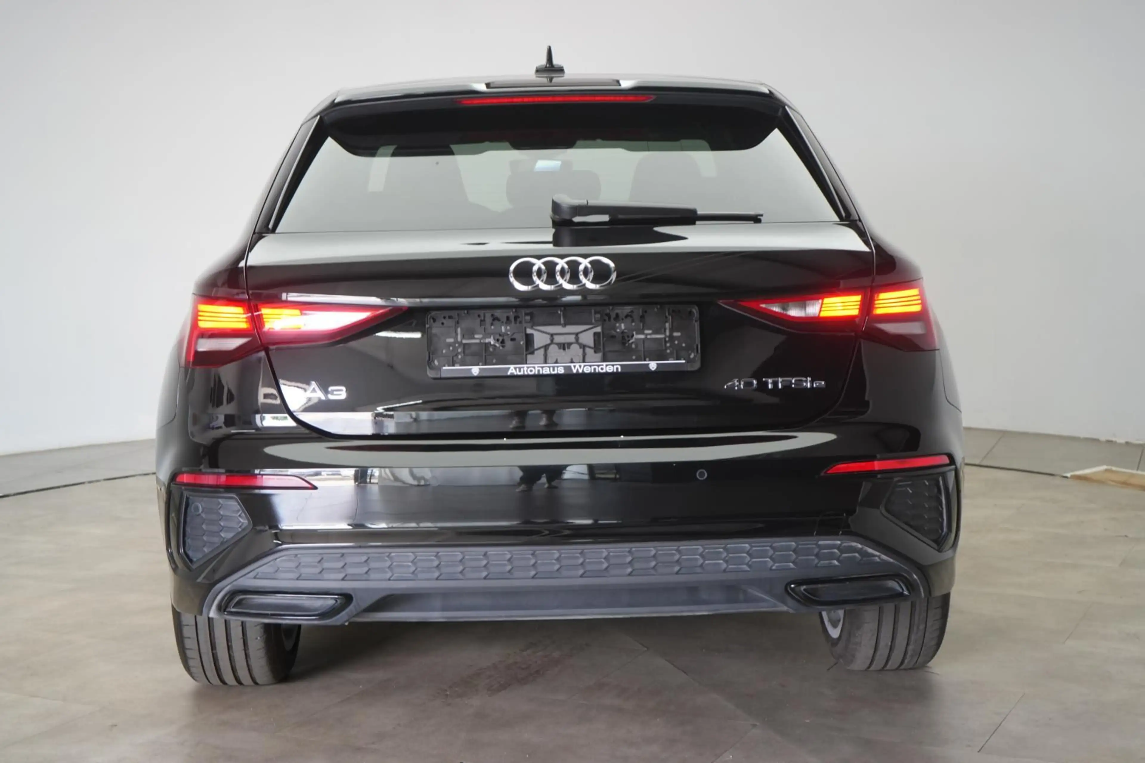 Audi A3 45 TFSIe Sportback S tronic S line ACC/Carpla — photo 6