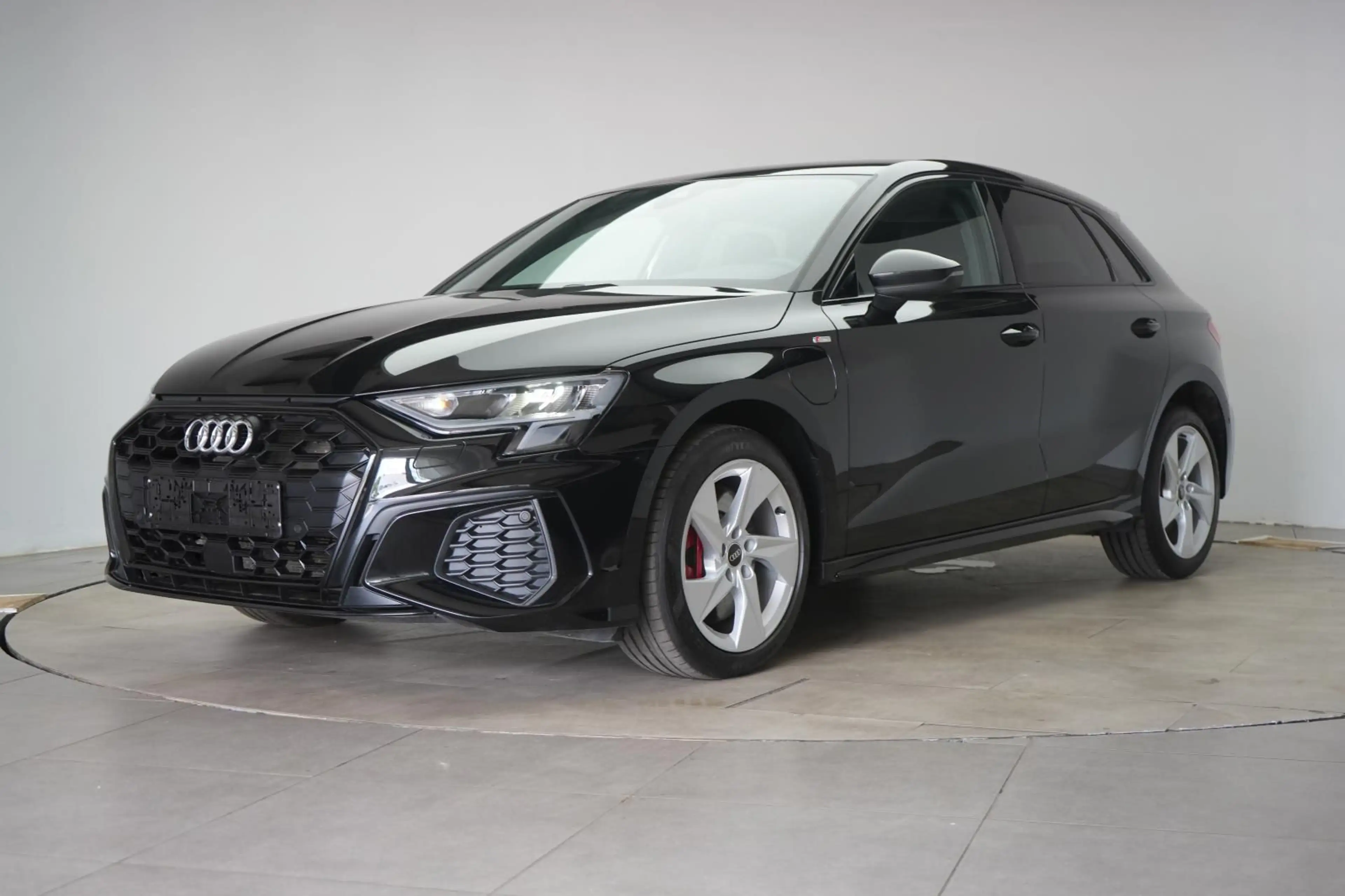 Audi A3 45 TFSIe Sportback S tronic S line ACC/Carpla — photo 3