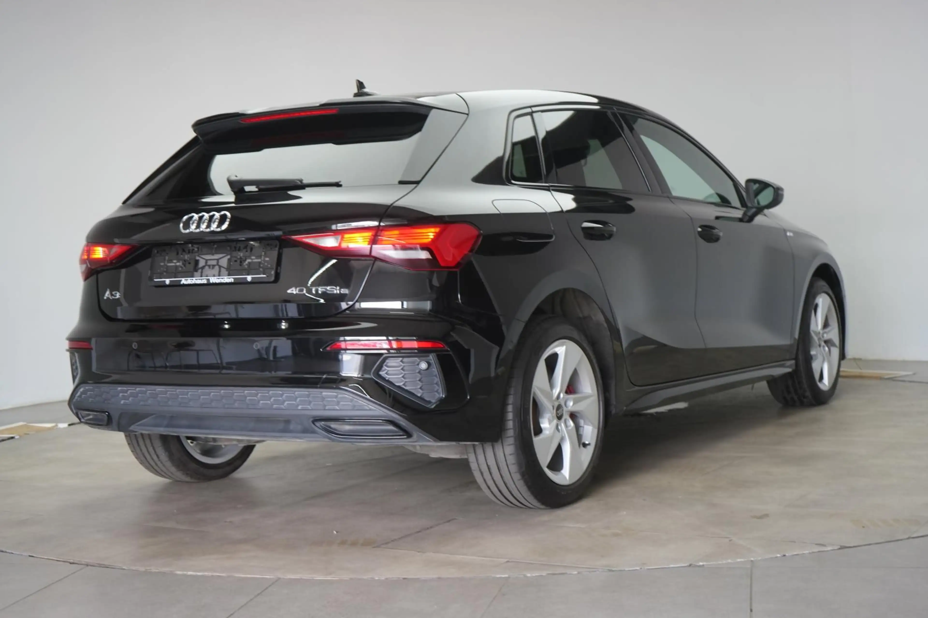 Audi A3 45 TFSIe Sportback S tronic S line ACC/Carpla — photo 5