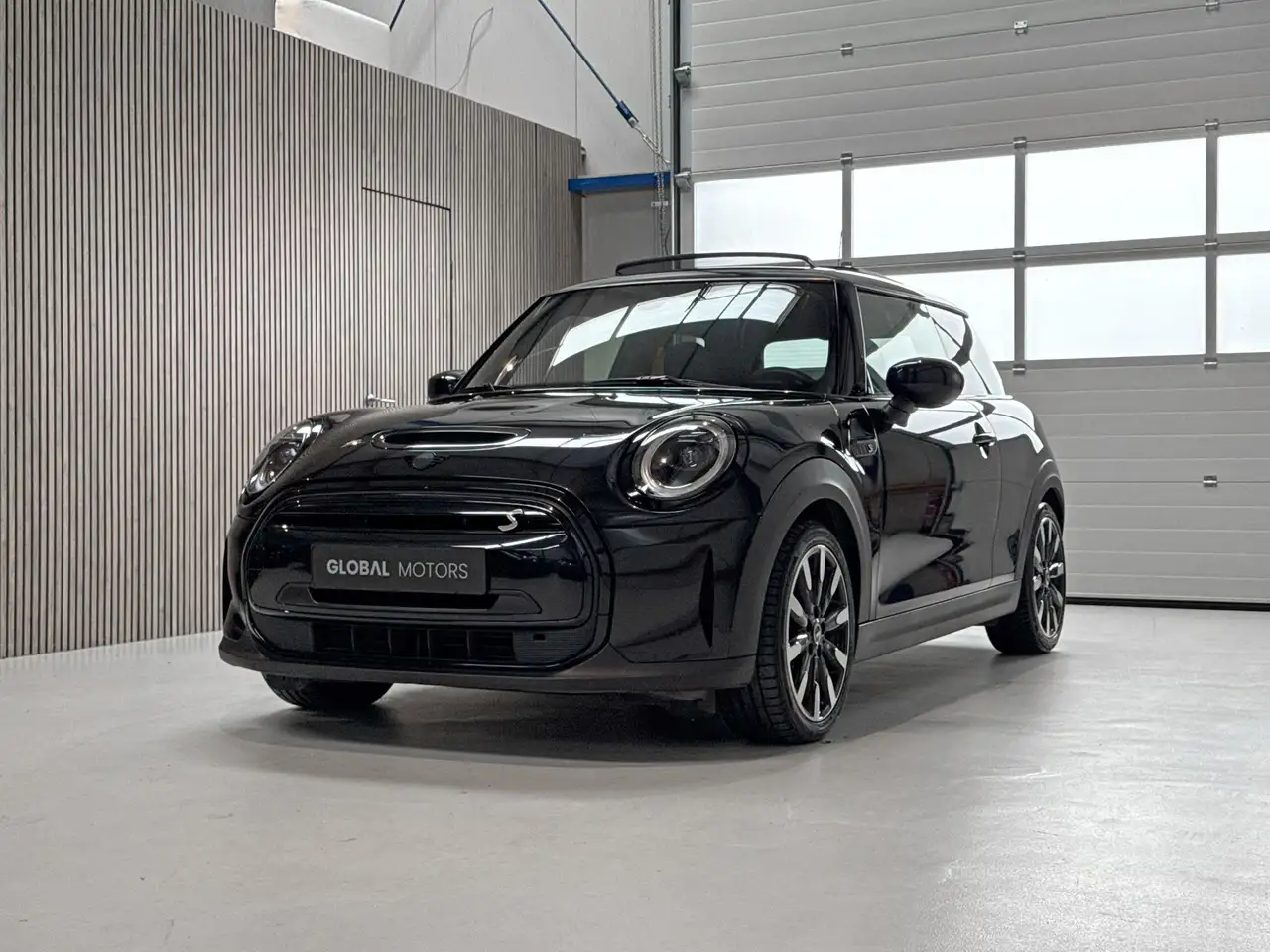 MINI